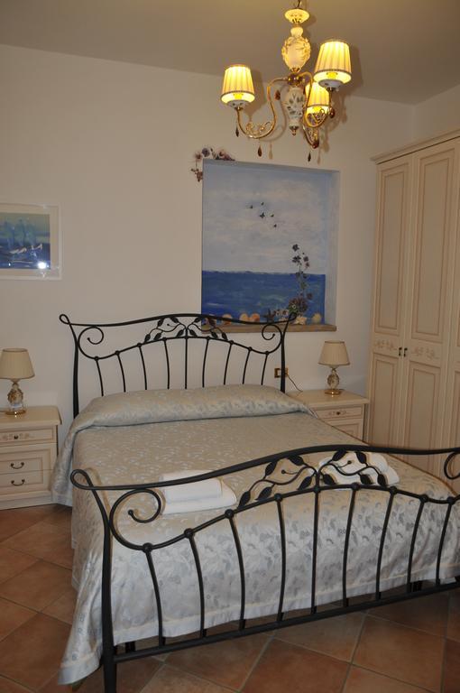 Viola Di Mare Rooms And Parking Termoli Zimmer foto
